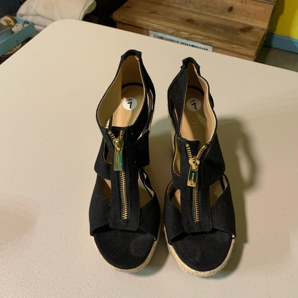 Michael kors wedge sandals - Picture 1 of 3